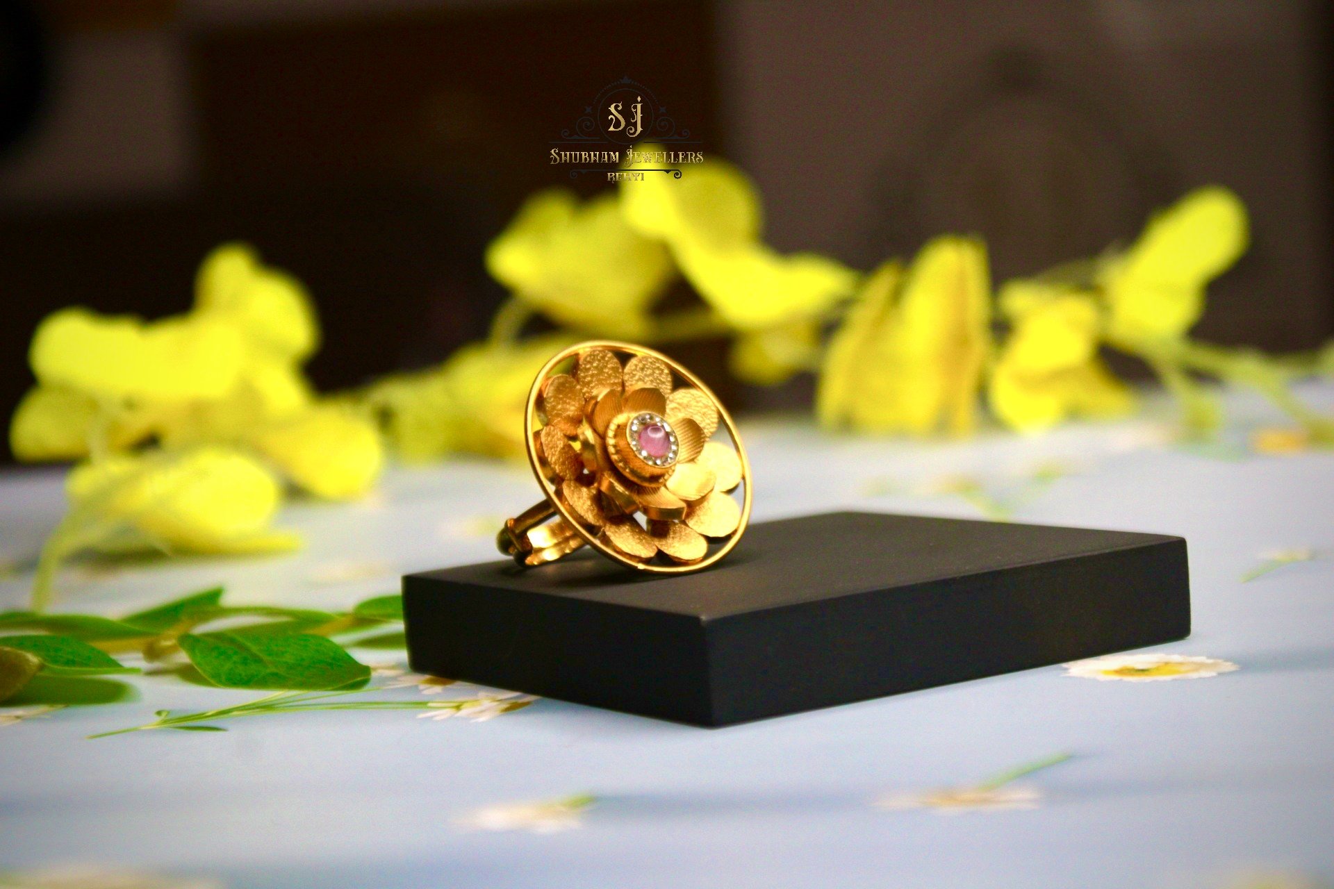 925 Silver Floral Statement Ring with Stone – Elegant Gold Finish Design | Jewelyaari - Image 3