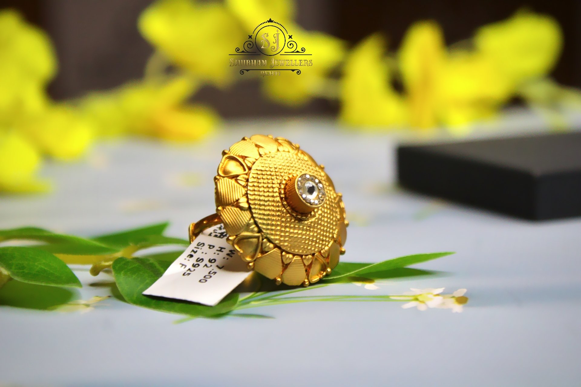 925 Silver Floral Antique Ring – Gold Finish Statement Design | Jewelyaari - Image 4