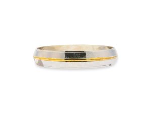 "Jewelyaari Radiance Core Kada – Elegant Gold Polish, Timeless Shine"