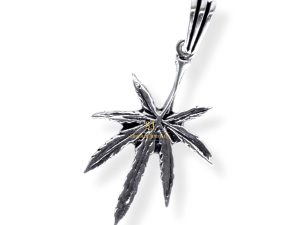 SJ SHUBHAM JEWELLERS™ Marijuana Cannabis Pot Leaf Pendants Oxidized 925 Sterling Silver Pendants Are Oxidized For A More Detailed And Vintage Look Weight : 4.6 Gms